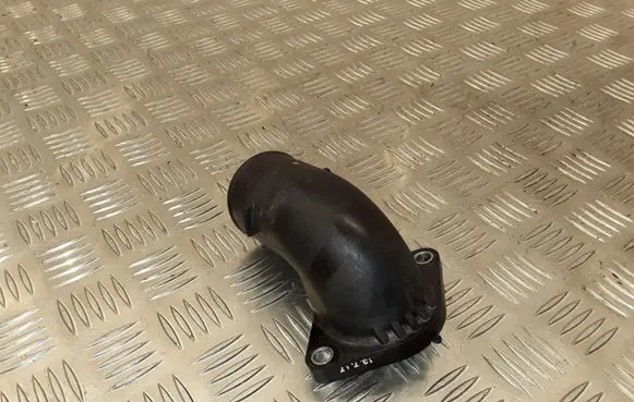 Coolant pipe/hose