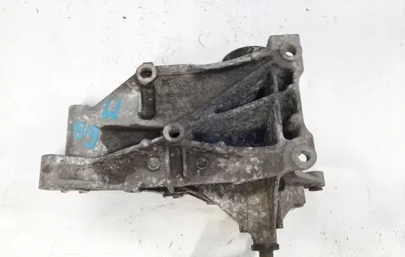Volkswagen Golf IV Generator/alternator bracket 028903143AB