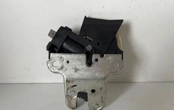 Audi A5 8T 8F Tailgate/trunk/boot lock/catch/latch 4f5827505d