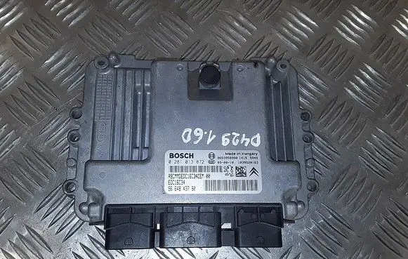 Citroen Berlingo Engine control unit/module 0281013872