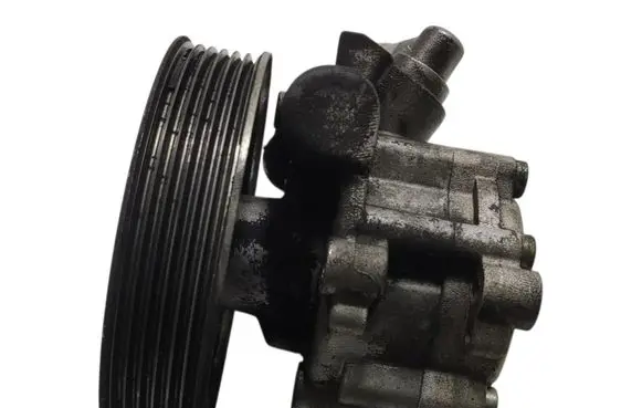 Opel Combo D Power steering pump 00518523200