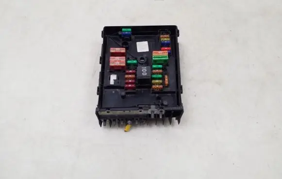 Skoda Superb B6 (3T) Fuse module 1K0937125D