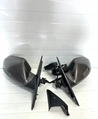 Audi A6 C7 Front door electric wing mirror 4G1857409AE 4G1857410AE