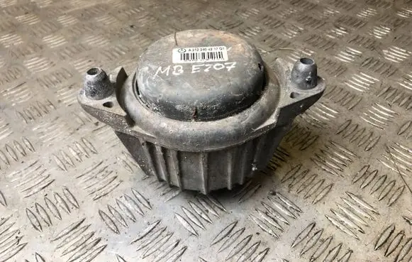 Mercedes-Benz E C207 W207 Engine mount bracket A2122404217