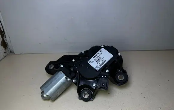 Nissan Qashqai Rear window wiper motor 28710JD000 0390201820