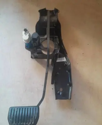 Volvo S80 Brake pedal 31202467