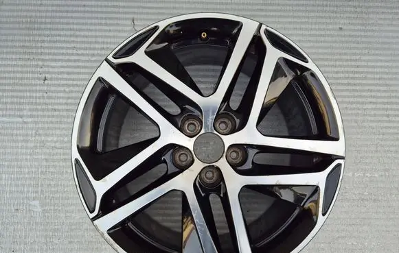 Peugeot 308 R18 alloy rim 9677989877