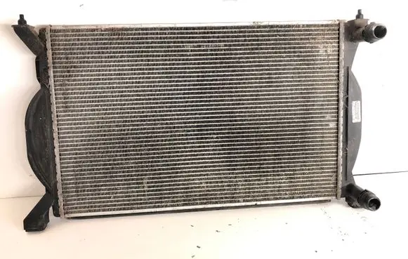 Seat Exeo (3R) Coolant radiator 8E0121251A