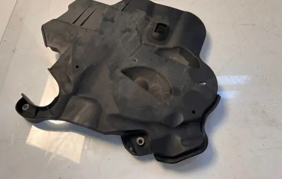 Mercedes-Benz S W221 Timing belt guard (cover)