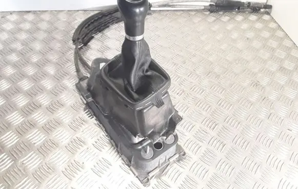 Audi A3 S3 8P Gear selector 