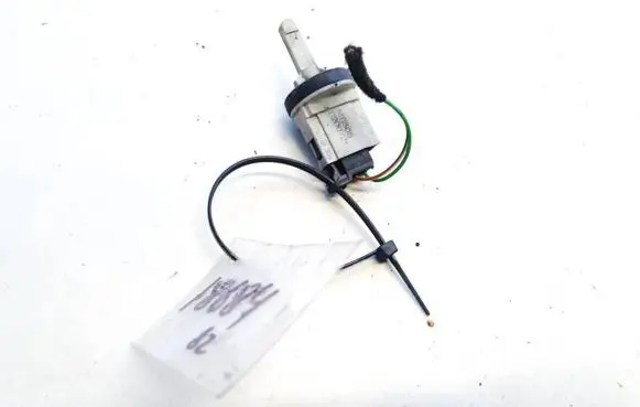 Volkswagen Golf Plus Interior temperature sensor 1k0907543a