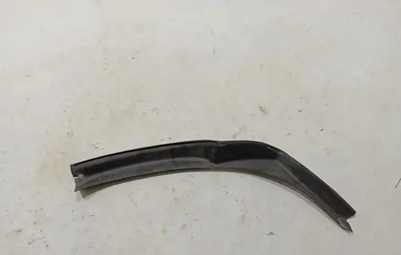 Mercedes-Benz CLS C218 X218 Tailgate/trunk side cover trim A2186900407