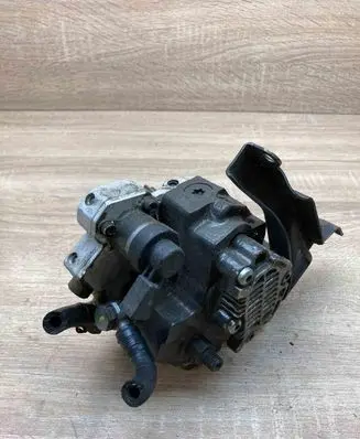 Audi A6 S6 C6 4F Fuel injection high pressure pump 059130755E 0445010090