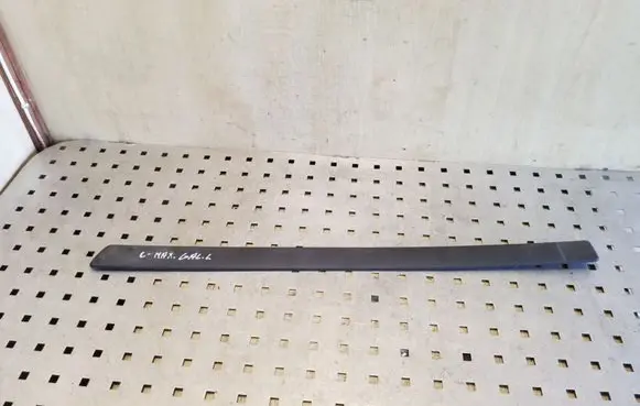 Ford Focus C-MAX Rear door trim (molding) 3M51R25533AC