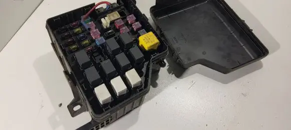 Hyundai Santa Fe Fuse box set 9121326000