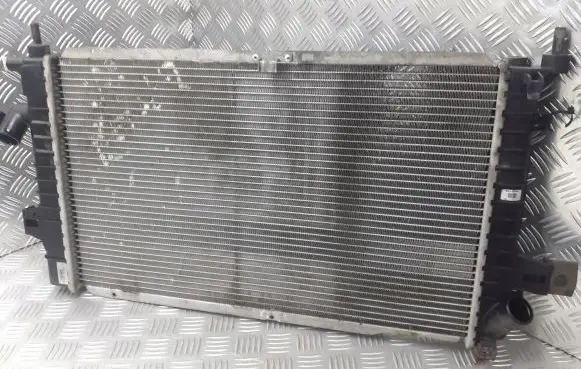 Opel Zafira B Radiator set M003748