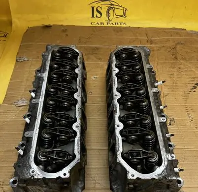 Cadillac Escalade Engine head 12620549