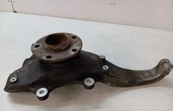 BMW 5 F10 F11 Front wheel hub AIMGSICU