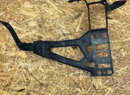 BMW 5 E60 E61 Front bumper mounting bracket 7163483 11267310