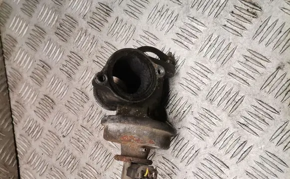 Ford Mondeo Mk III EGR valve 304A03P