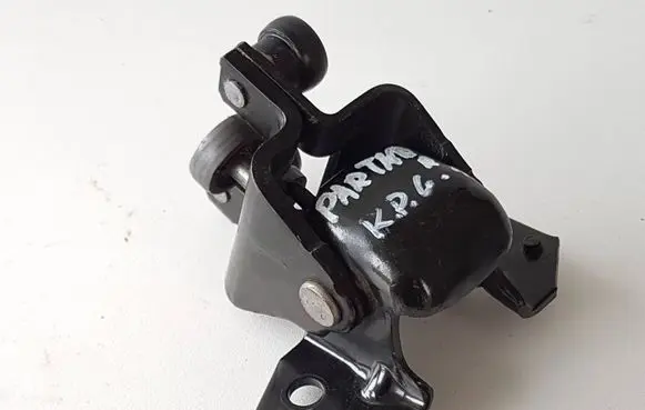Peugeot Partner Sliding door middle roller runner 9680486580