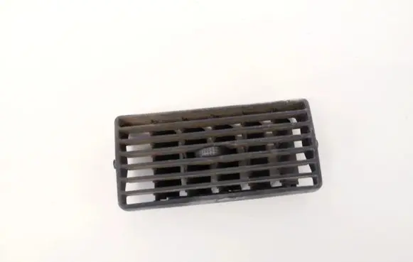 Volkswagen Golf IV Dash center air vent grill 1J0819755B