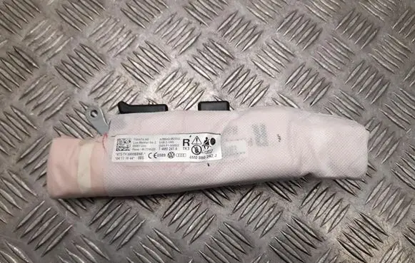 Audi Q7 4M Side airbag 4M0880242J