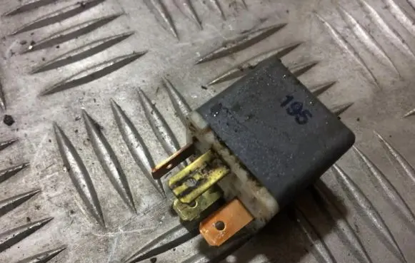 Volkswagen Sharan Other relay 141951253B