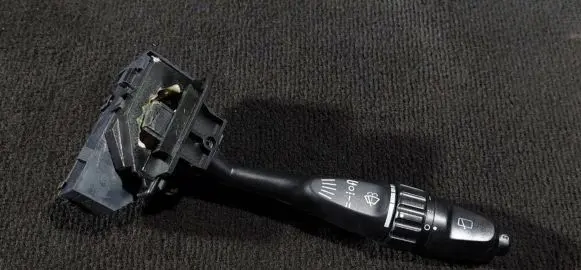 Mitsubishi Space Star Wiper control stalk