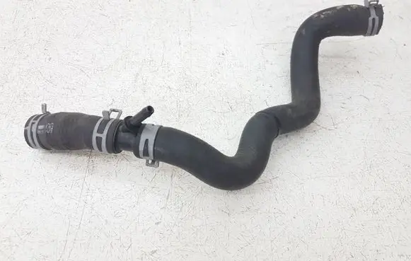 Ford Escape III Engine coolant pipe/hose 1041025 1041026