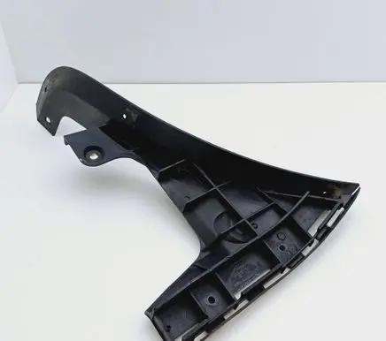 Audi A3 S3 8L Rear bumper mounting bracket 8L0807377B