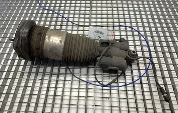BMW 5 G30 G31 G38 Rear shock absorber/damper 7668828