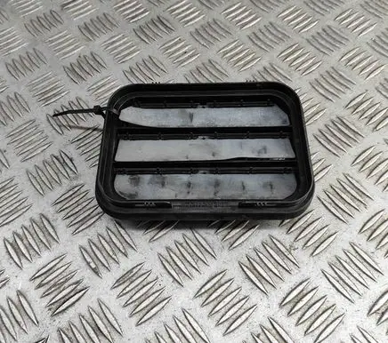Mercedes-Benz CLA C118 X118 Quarter panel pressure vent A1778304001