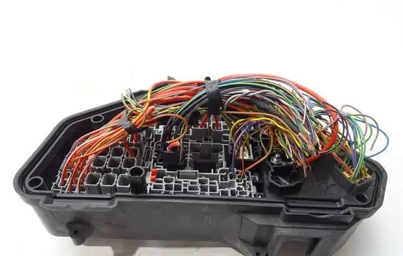 Fuse box set