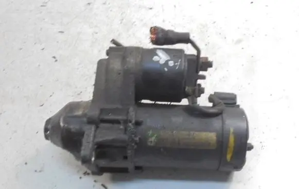 Opel Corsa C Starter motor 90341777