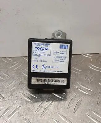 Toyota Corolla Verso AR10 Door control unit/module 897410F010