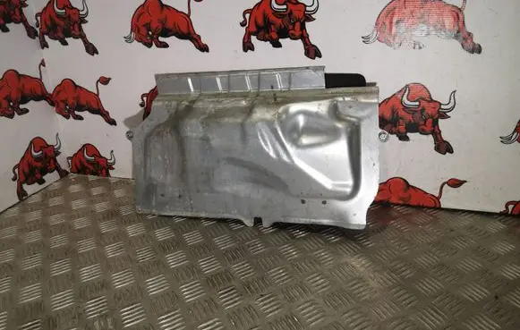 Volvo S90, V90 Other engine bay part P31353957 31358957 31353774