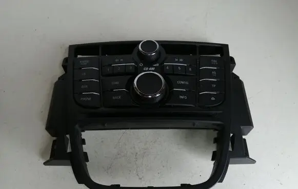 Head unit multimedia control