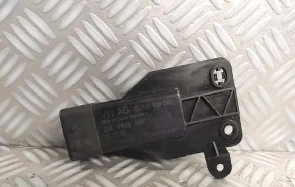 Volkswagen Polo V 6R Coolant fan relay 5J0919506