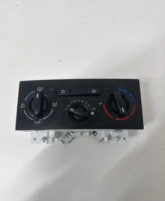 Peugeot Partner Climate control unit 1400153280