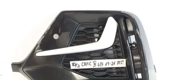 Honda Civic X Rear bumper corner part panel trim 71503TGG