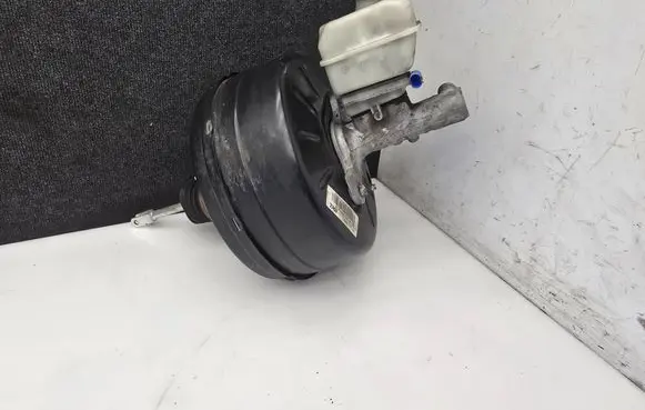 Mercedes-Benz Sprinter W906 Brake booster A9064301408
