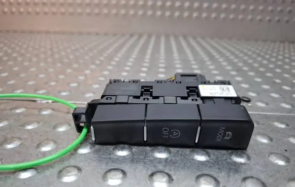 Volkswagen Golf VII Engine start stop button switch S27705684 5G1927137