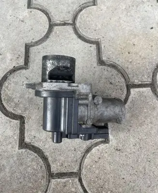 KIA Sorento EGR valve 284102F000