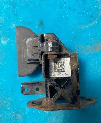 Land Rover Range Rover Velar Radiator support slam panel bracket HK838A292AA HK83-8A292-AA LR093552