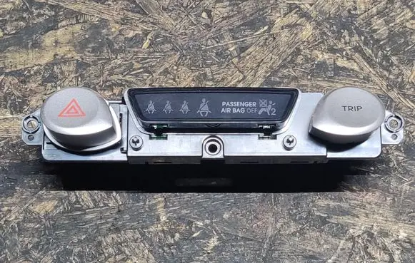 Hyundai i20 (PB PBT) Hazard light switch 937501J110 937701J100