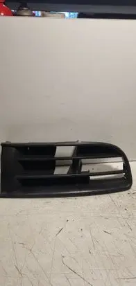Volkswagen Polo IV 9N3 Front bumper lower grill 6Q0853665