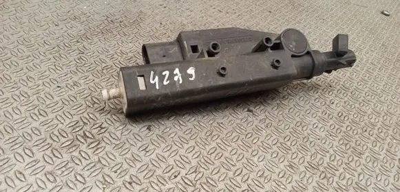 Volvo XC60 Headlight washer spray nozzle 30794322