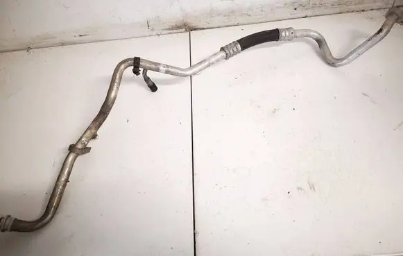 Ford Kuga I Air conditioning (A/C) pipe/hose