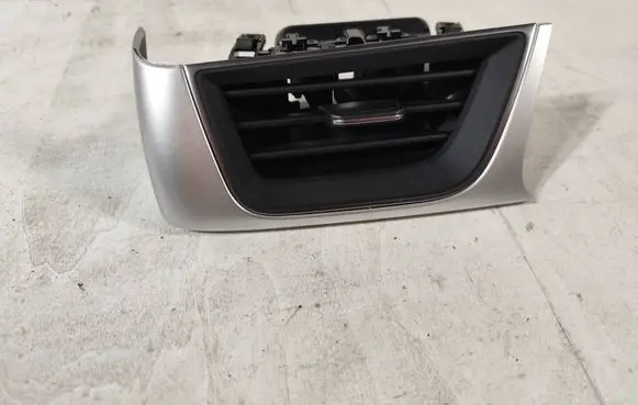 Dashboard side air vent grill/cover trim